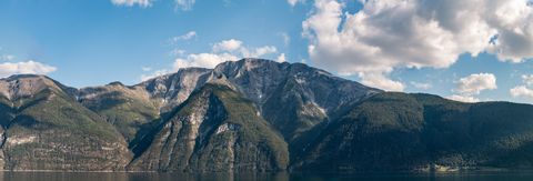 Norsko-Fjord-Pano1.jpg